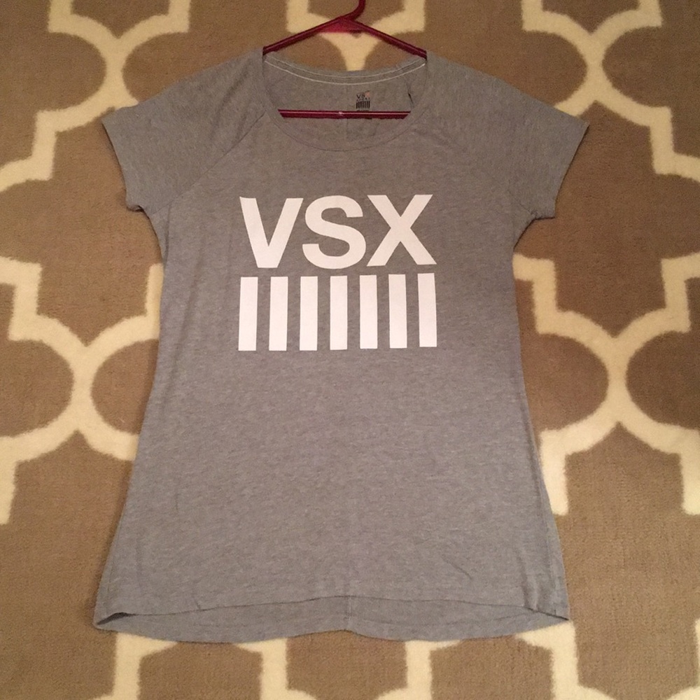❤️Victoria’s Secret T-Shirt